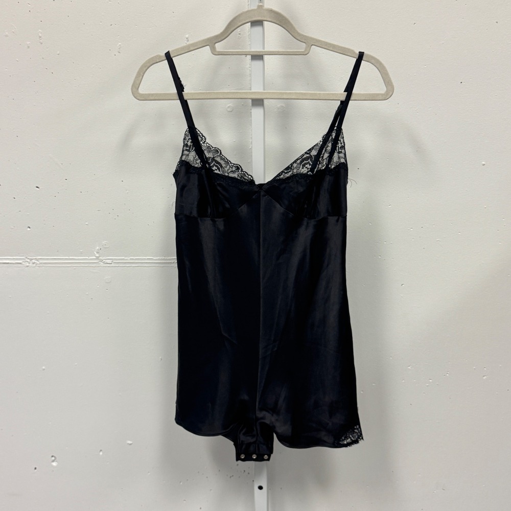 Victoria's Secret Very Sexy Black Satin Lace Trim Bodysuit Small 507344-0408